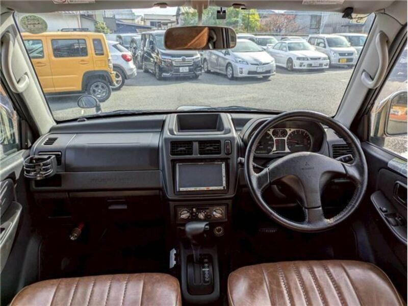 PAJERO MINI