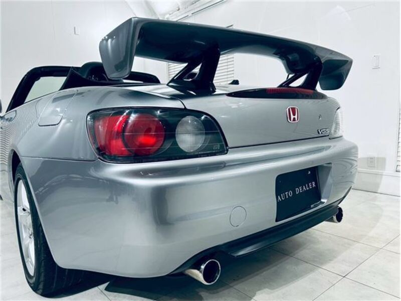 S2000