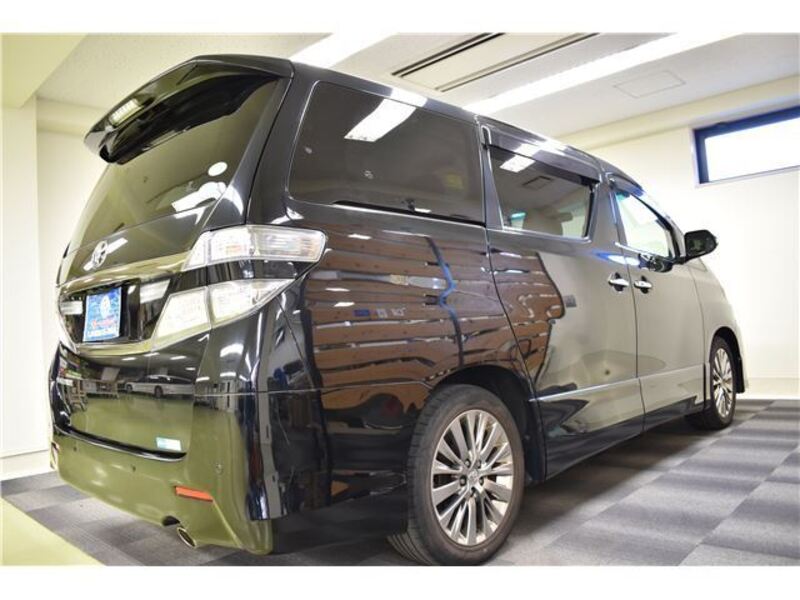 VELLFIRE