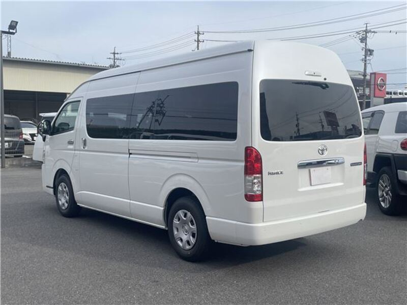 HIACE