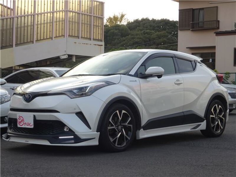 TOYOTA C-HR