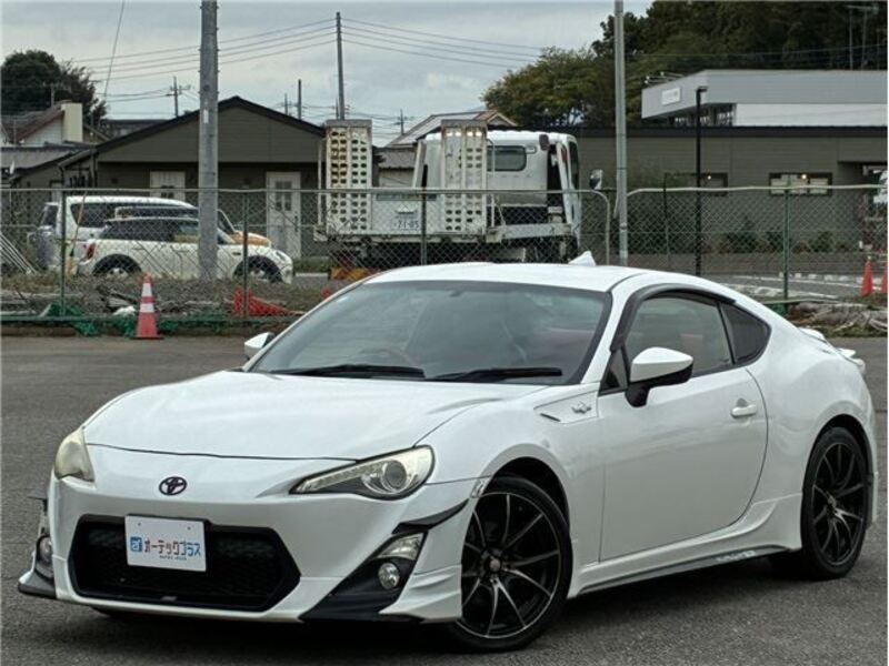 TOYOTA 86