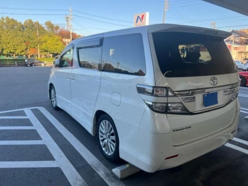 VELLFIRE