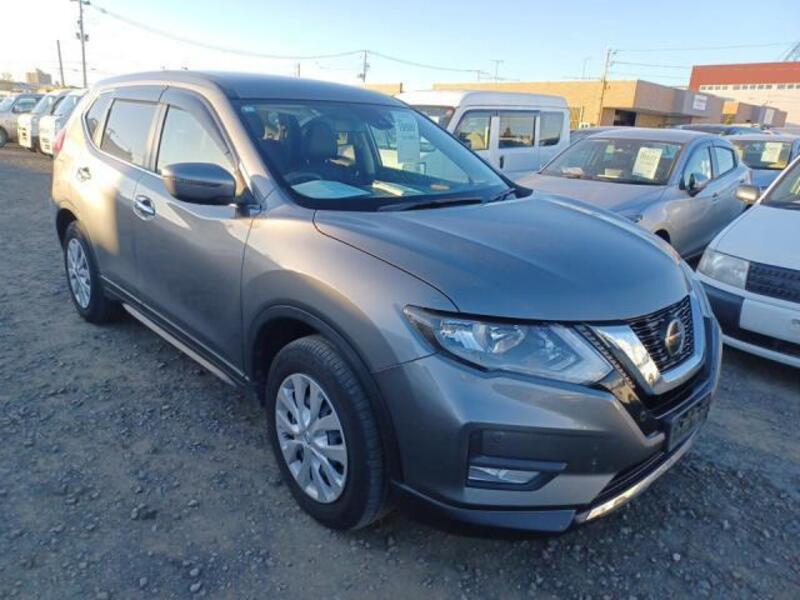 X-TRAIL