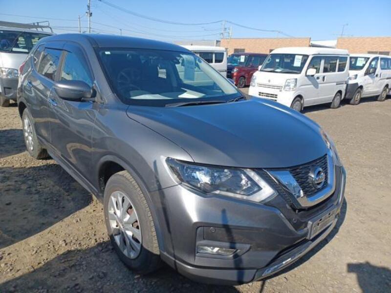 X-TRAIL
