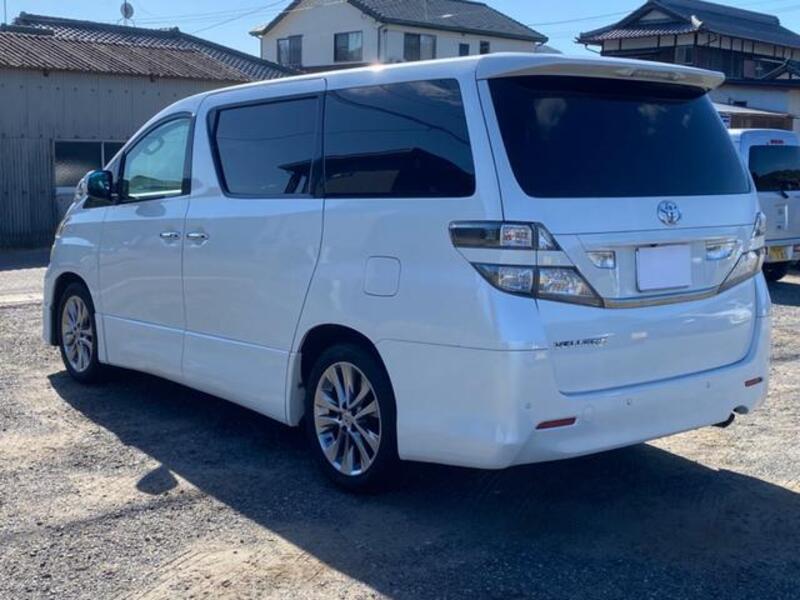 VELLFIRE