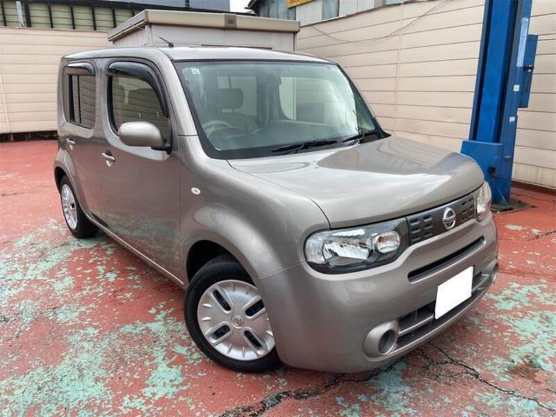 NISSAN CUBE