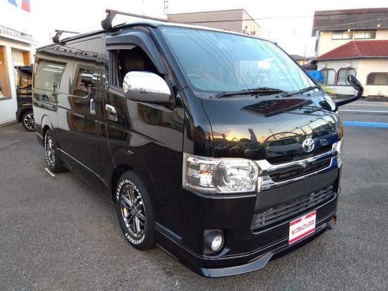 HIACE VAN