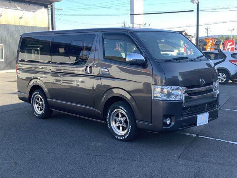 HIACE VAN