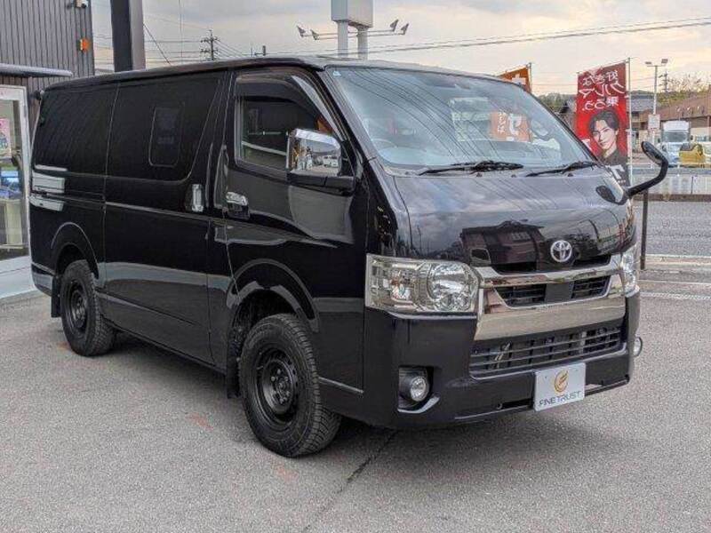 HIACE VAN