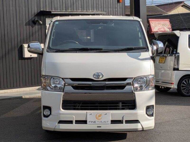 HIACE VAN