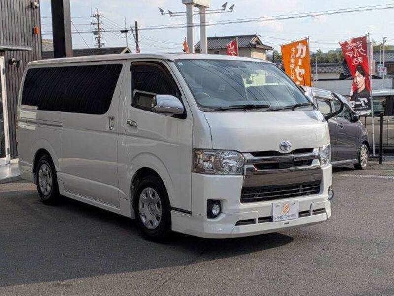 HIACE VAN