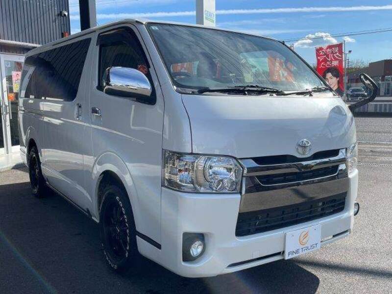 HIACE VAN