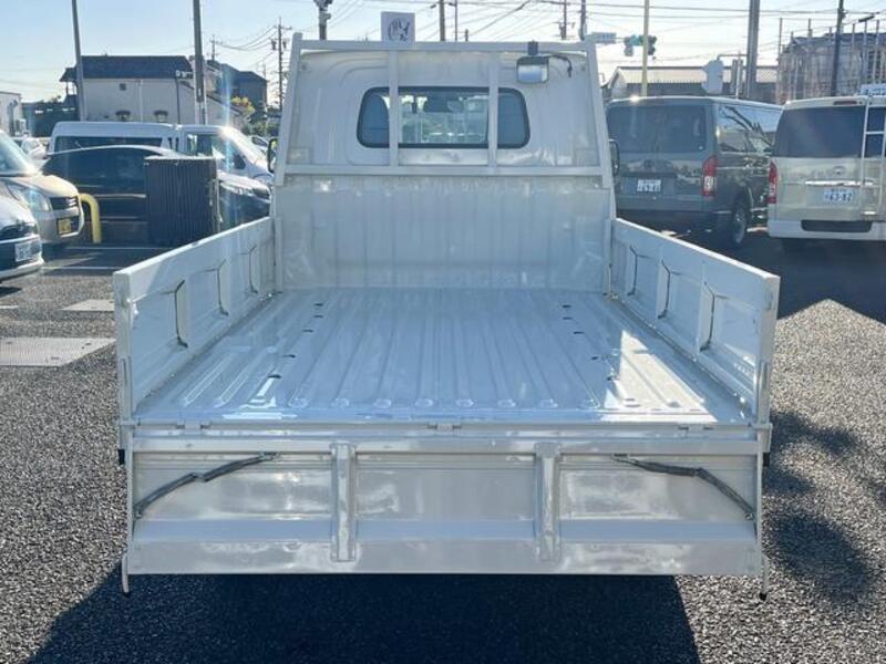 TOWNACE TRUCK