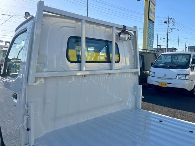 TOWNACE TRUCK