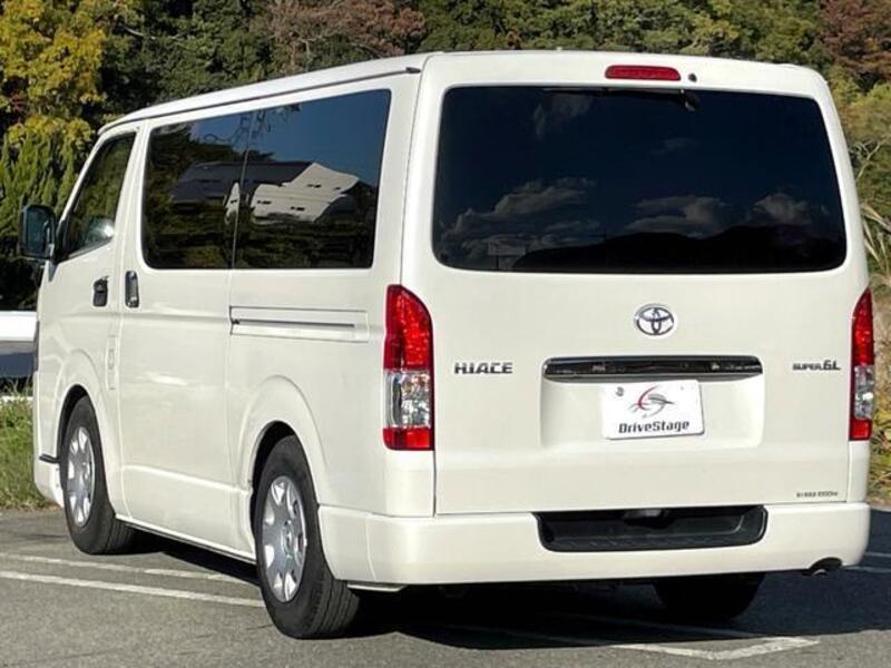 HIACE VAN