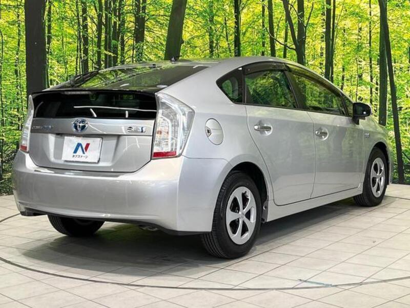 PRIUS PHV