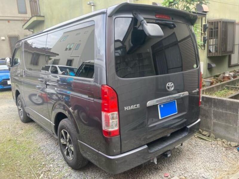 HIACE VAN