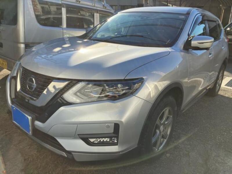 X-TRAIL-0
