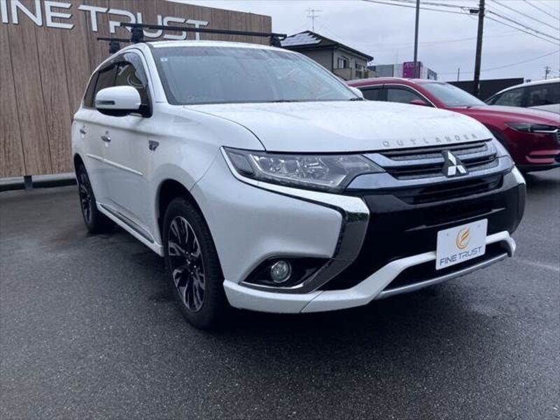 OUTLANDER PHEV
