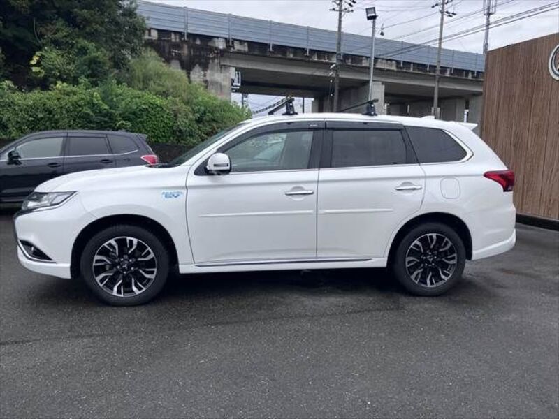 OUTLANDER PHEV