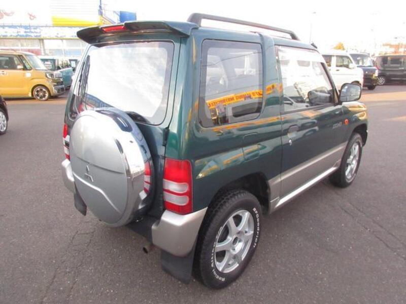 PAJERO MINI