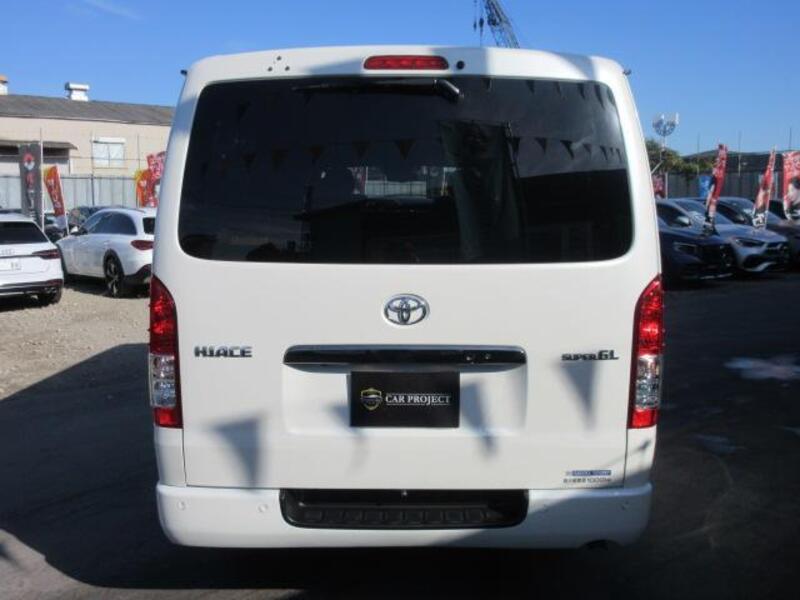 HIACE VAN