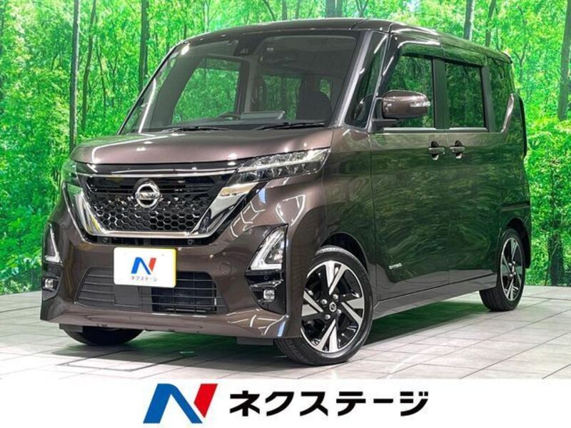 NISSAN ROOX