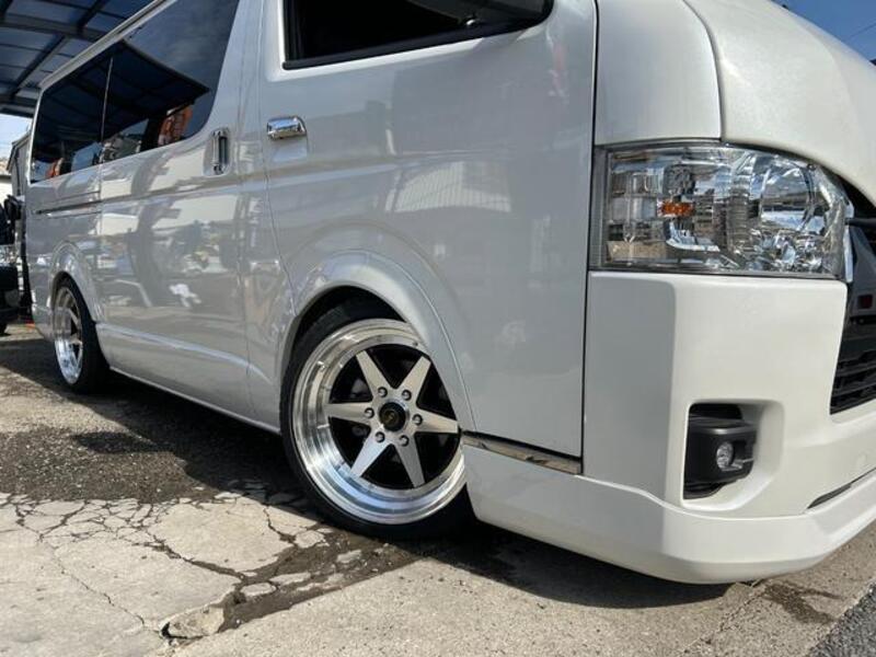HIACE VAN