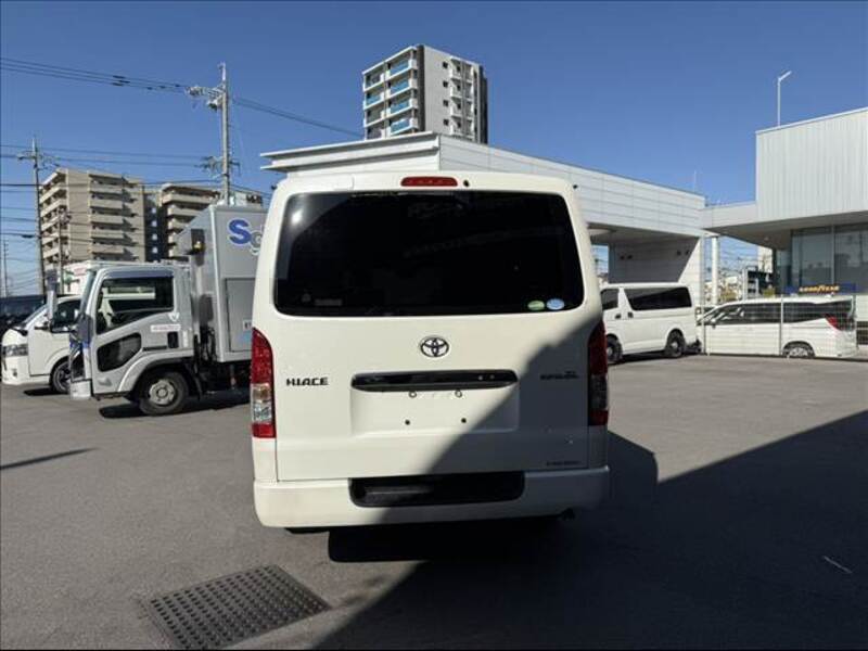 HIACE VAN