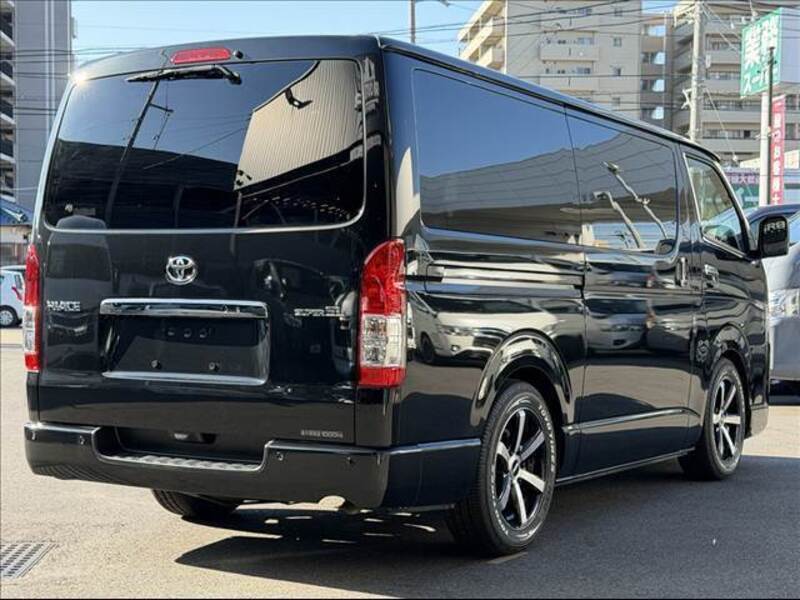 HIACE VAN