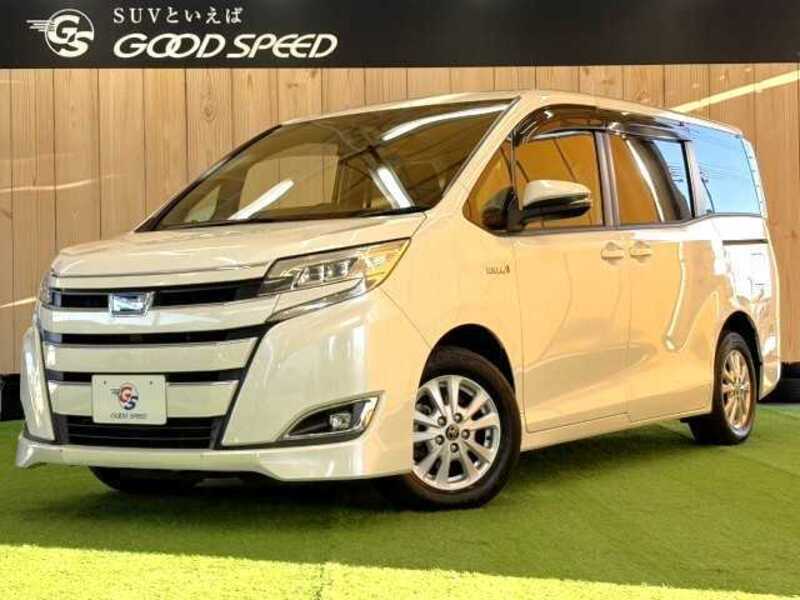 TOYOTA NOAH