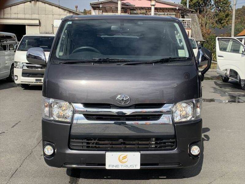 HIACE VAN