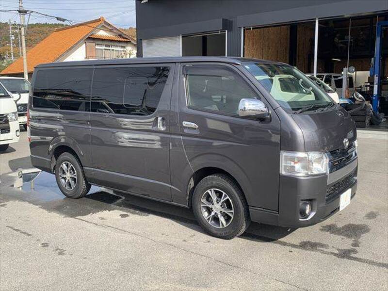HIACE VAN