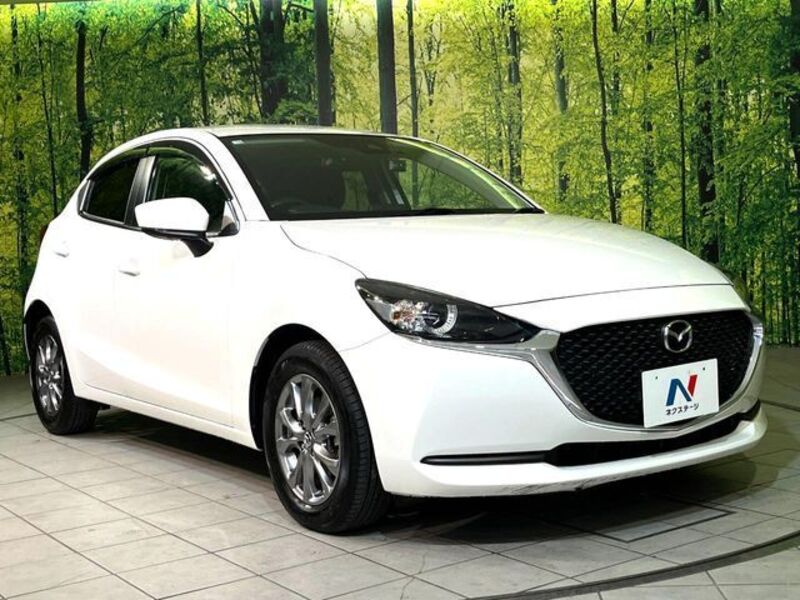 MAZDA2