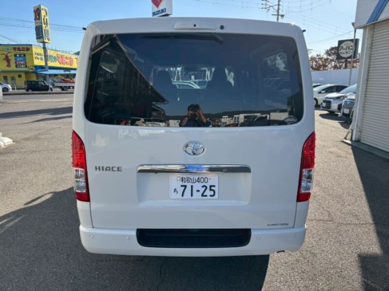 HIACE