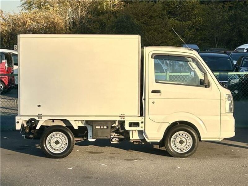 CARRY TRUCK