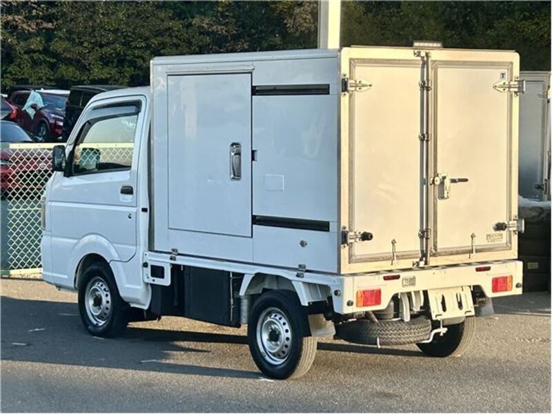 CARRY TRUCK