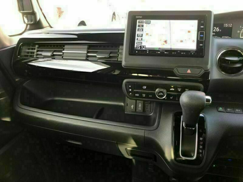 N BOX CUSTOM
