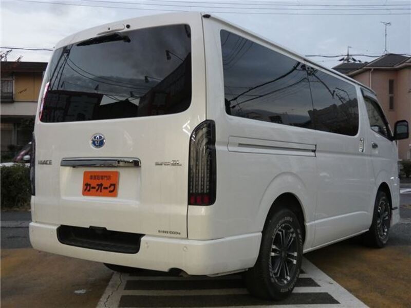 HIACE VAN