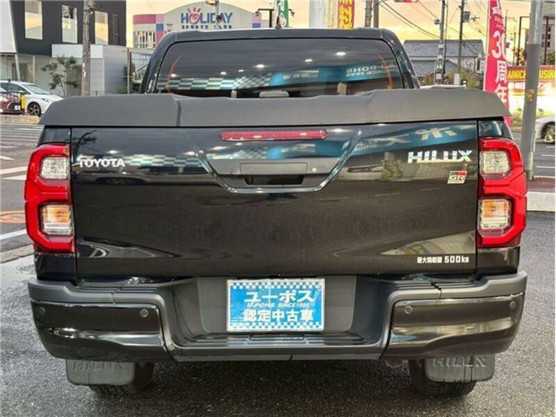 HILUX