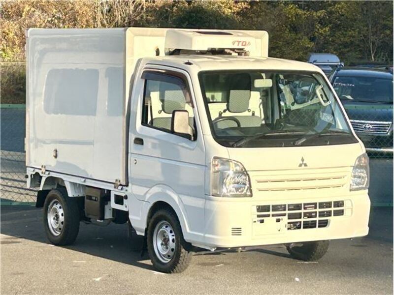 MITSUBISHI MINICAB TRUCK