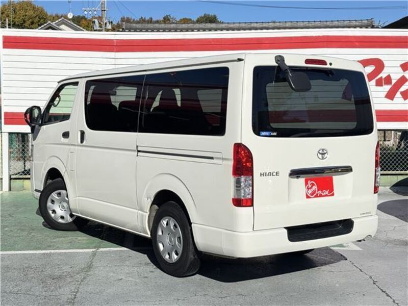 HIACE VAN