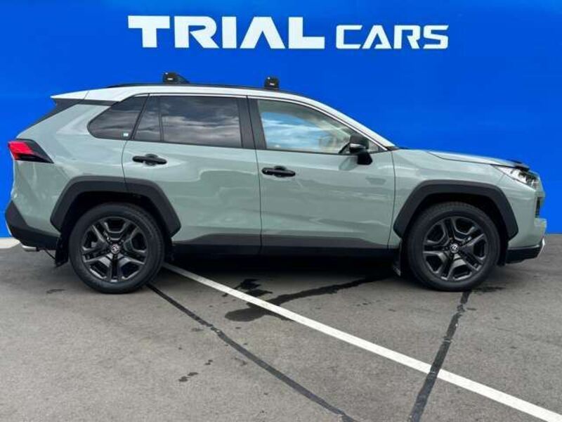 RAV4