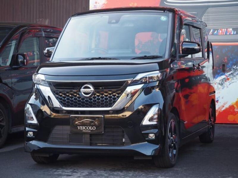 NISSAN ROOX