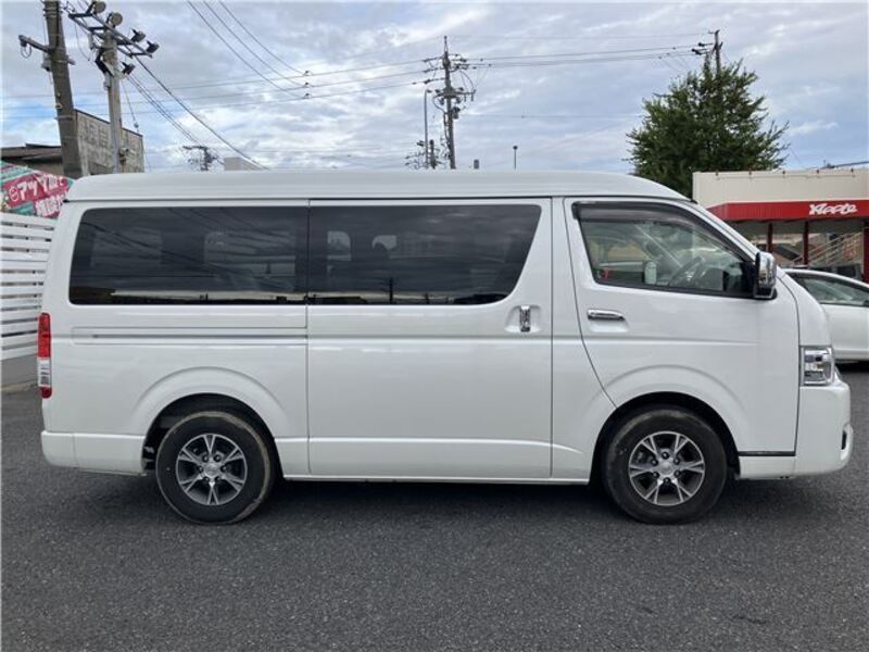 HIACE VAN