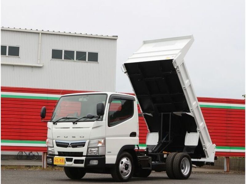 MITSUBISHI CANTER