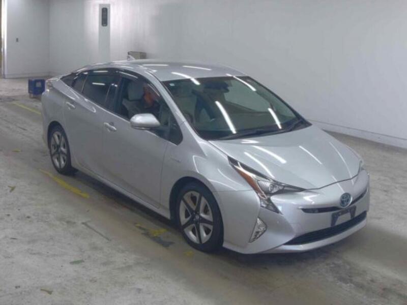 PRIUS-0