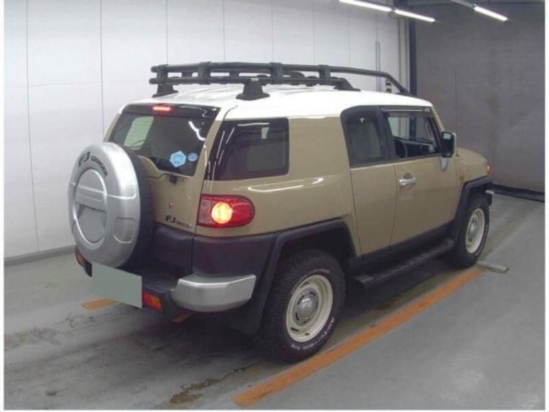 FJ CRUISER