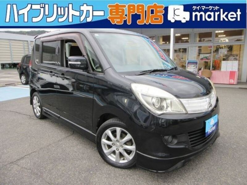 MITSUBISHI DELICA D2